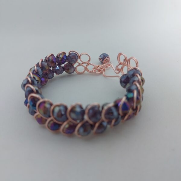 Pulsera Alambrismo Draco Rose y Cristales Violeta Artesanal Bijou