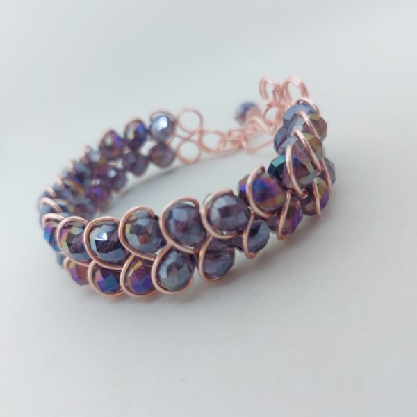 Pulsera Alambrismo Draco Rose y Cristales Violeta Artesanal Bijou